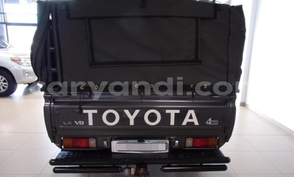 Buy Used Toyota Land Cruiser Black Car in Livingstone in Zambia Buy Used Toyota Land Cruiser Black Car in Livingstone in Zambia