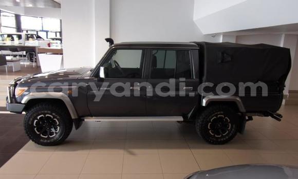Buy Used Toyota Land Cruiser Black Car in Livingstone in Zambia Buy Used Toyota Land Cruiser Black Car in Livingstone in Zambia