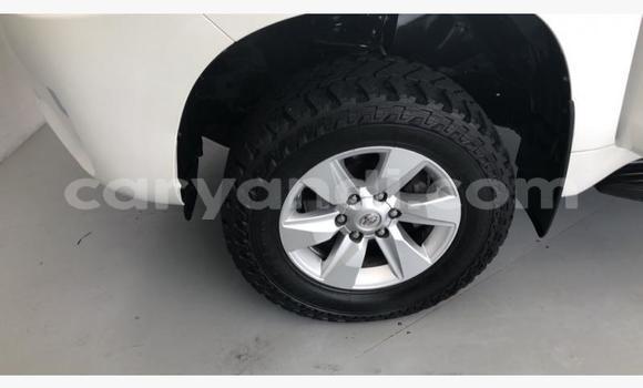 Buy Used Toyota Land Cruiser Prado White Car in Lusaka in Zambia Buy Used Toyota Land Cruiser Prado White Car in Lusaka in Zambia