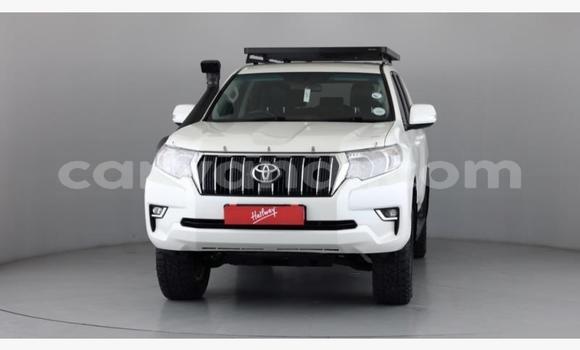 Buy Used Toyota Land Cruiser Prado White Car in Lusaka in Zambia Buy Used Toyota Land Cruiser Prado White Car in Lusaka in Zambia