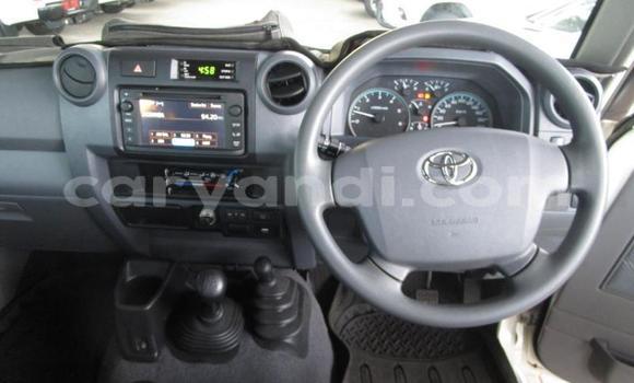 Buy Used Toyota Land Cruiser White Car in Lusaka in Zambia Buy Used Toyota Land Cruiser White Car in Lusaka in Zambia
