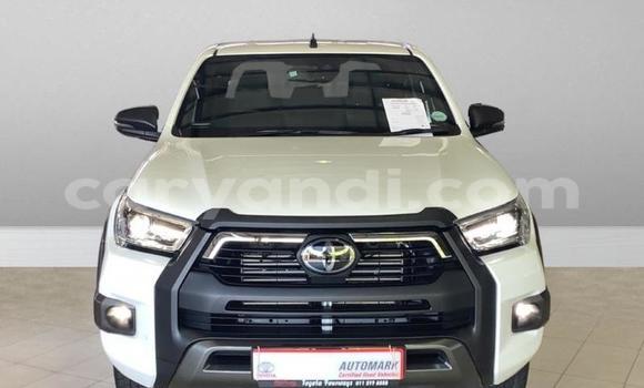 Acheter Occasion Voiture Toyota Hilux Blanc à Chingola, Zambie Acheter Occasion Voiture Toyota Hilux Blanc à Chingola, Zambie