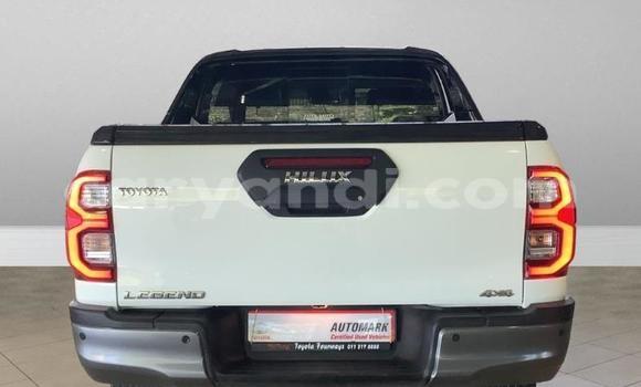 Acheter Occasion Voiture Toyota Hilux Blanc à Chingola, Zambie Acheter Occasion Voiture Toyota Hilux Blanc à Chingola, Zambie