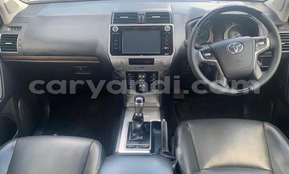 Acheter Occasion Voiture Toyota Land Cruiser Prado Blanc à Chingola, Zambie Acheter Occasion Voiture Toyota Land Cruiser Prado Blanc à Chingola, Zambie