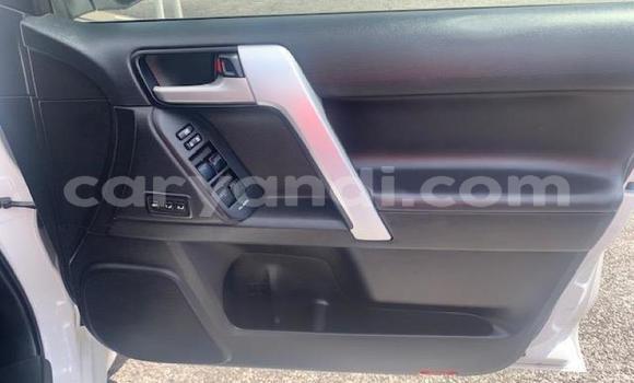 Acheter Occasion Voiture Toyota Land Cruiser Prado Blanc à Chingola, Zambie Acheter Occasion Voiture Toyota Land Cruiser Prado Blanc à Chingola, Zambie