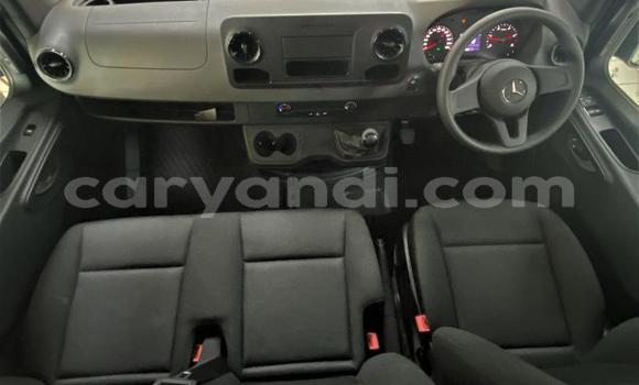 Buy Used Mercedes Viano White Car in Lusaka in Zambia Buy Used Mercedes Viano White Car in Lusaka in Zambia
