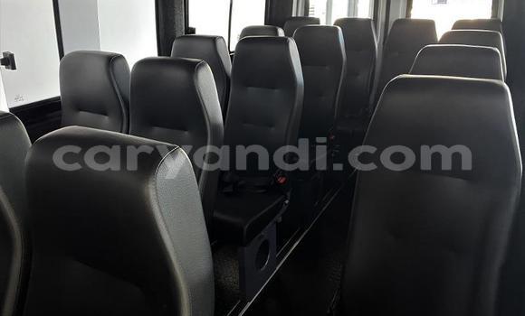 Buy Used Mercedes Viano White Car in Lusaka in Zambia Buy Used Mercedes Viano White Car in Lusaka in Zambia