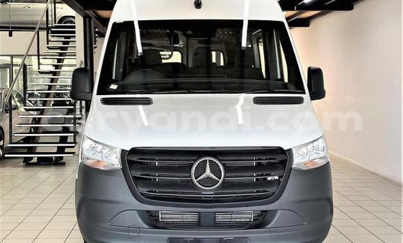 Buy Used Mercedes Viano White Car in Lusaka in Zambia Buy Used Mercedes Viano White Car in Lusaka in Zambia