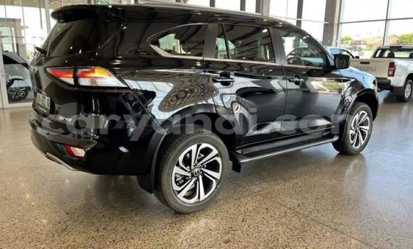 Buy Used Isuzu MU-X Black Car in Lusaka in Zambia Buy Used Isuzu MU-X Black Car in Lusaka in Zambia