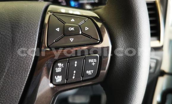 Acheter Occasion Voiture Ford Everest Blanc à Lusaka, Zambie Acheter Occasion Voiture Ford Everest Blanc à Lusaka, Zambie