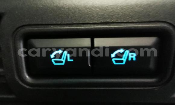 Acheter Occasion Voiture Ford Everest Blanc à Lusaka, Zambie Acheter Occasion Voiture Ford Everest Blanc à Lusaka, Zambie