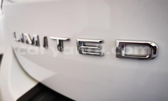 Acheter Occasion Voiture Ford Everest Blanc à Lusaka, Zambie Acheter Occasion Voiture Ford Everest Blanc à Lusaka, Zambie