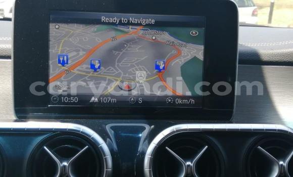 Buy Used Mercedes‒Benz X-klasse Concept White Car in Chingola in Zambia Buy Used Mercedes‒Benz X-klasse Concept White Car in Chingola in Zambia