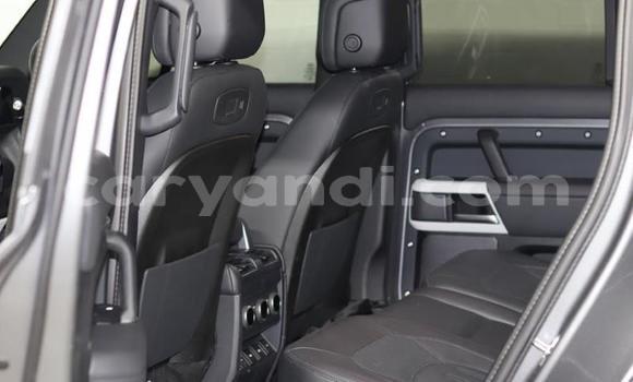 Acheter Occasion Voiture Land Rover Defender Gris à Livingstone, Zambie Acheter Occasion Voiture Land Rover Defender Gris à Livingstone, Zambie