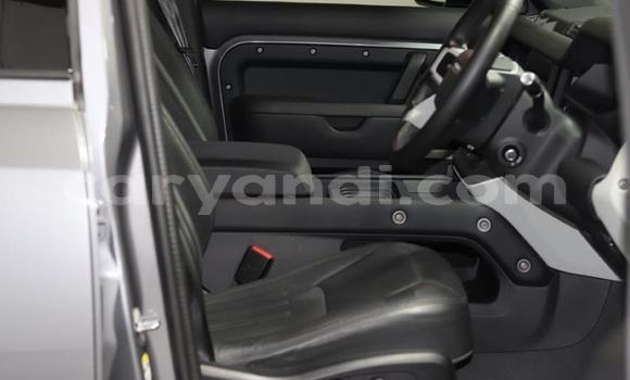Acheter Occasion Voiture Land Rover Defender Gris à Livingstone, Zambie Acheter Occasion Voiture Land Rover Defender Gris à Livingstone, Zambie
