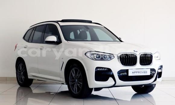 Acheter Occasion Voiture BMW X3 Blanc à Livingstone, Zambie