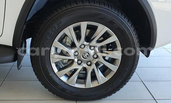 Acheter Occasion Voiture Toyota Fortuner Blanc à Lusaka, Zambie Acheter Occasion Voiture Toyota Fortuner Blanc à Lusaka, Zambie