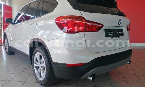 Acheter Occasion Voiture BMW X1 Blanc à Lusaka, Zambie Acheter Occasion Voiture BMW X1 Blanc à Lusaka, Zambie