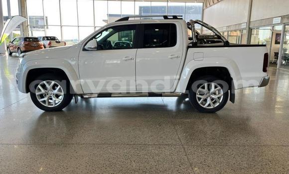 Acheter Occasion Voiture Volkswagen Amarok Blanc à Livingstone, Zambie Acheter Occasion Voiture Volkswagen Amarok Blanc à Livingstone, Zambie