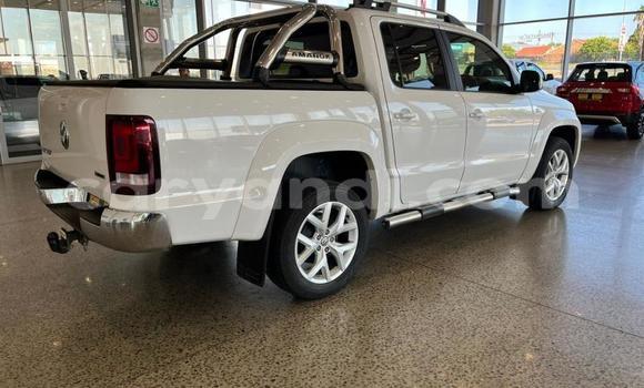 Acheter Occasion Voiture Volkswagen Amarok Blanc à Livingstone, Zambie Acheter Occasion Voiture Volkswagen Amarok Blanc à Livingstone, Zambie