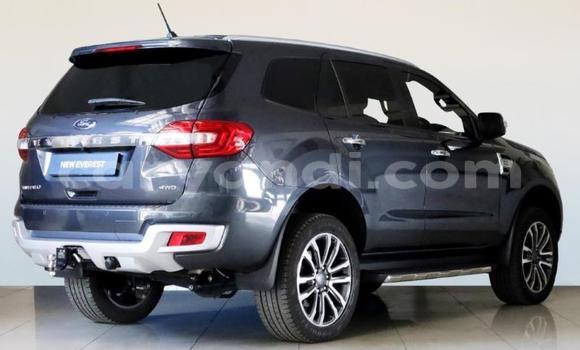 Tenga Tsaru Ford Everest Zvimwe Mota in Kitwe in Zambia Tenga Tsaru Ford Everest Zvimwe Mota in Kitwe in Zambia