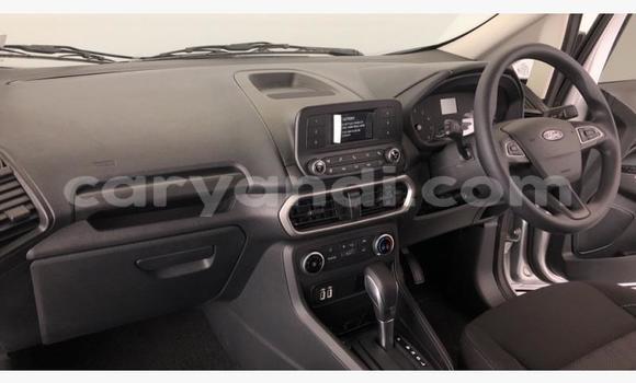 Acheter Occasion Voiture Ford EcoSport Blanc à Kitwe, Zambie Acheter Occasion Voiture Ford EcoSport Blanc à Kitwe, Zambie