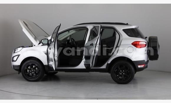 Acheter Occasion Voiture Ford EcoSport Blanc à Kitwe, Zambie Acheter Occasion Voiture Ford EcoSport Blanc à Kitwe, Zambie