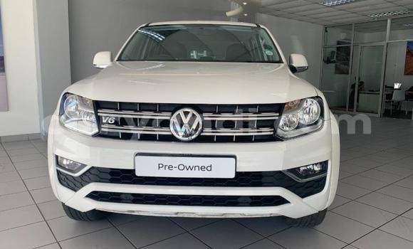 Buy Used Volkswagen Amarok White Car in Chingola in Zambia Buy Used Volkswagen Amarok White Car in Chingola in Zambia