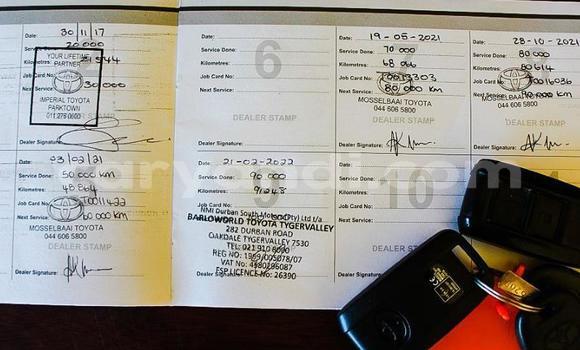 Acheter Occasion Voiture Toyota Land Cruiser Blanc à Livingstone, Zambie Acheter Occasion Voiture Toyota Land Cruiser Blanc à Livingstone, Zambie