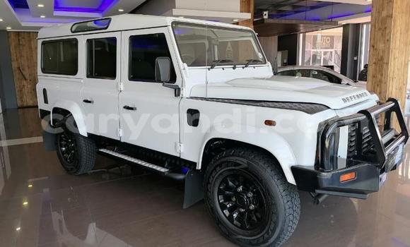 Acheter Occasion Voiture Land Rover Defender Blanc à Lusaka, Zambie Acheter Occasion Voiture Land Rover Defender Blanc à Lusaka, Zambie