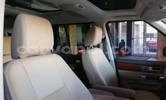 Tenga Tsaru Land Rover Discovery Chena Mota in Lusaka in Zambia Tenga Tsaru Land Rover Discovery Chena Mota in Lusaka in Zambia