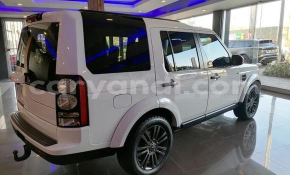 Tenga Tsaru Land Rover Discovery Chena Mota in Lusaka in Zambia Tenga Tsaru Land Rover Discovery Chena Mota in Lusaka in Zambia