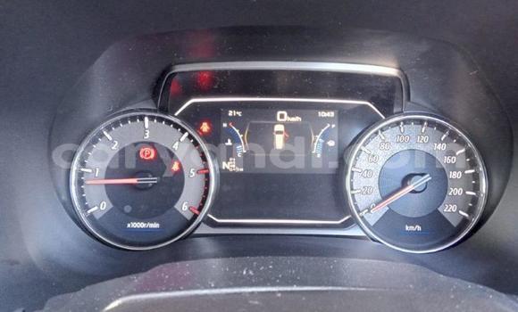 Acheter Occasion Voiture Isuzu MU-X Blanc à Livingstone, Zambie Acheter Occasion Voiture Isuzu MU-X Blanc à Livingstone, Zambie