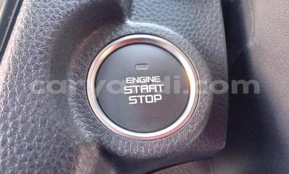 Acheter Occasion Voiture Isuzu MU-X Blanc à Livingstone, Zambie Acheter Occasion Voiture Isuzu MU-X Blanc à Livingstone, Zambie