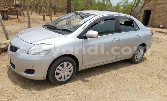 Acheter Occasion Voiture Toyota Belta Gris à Lusaka, Zambie Acheter Occasion Voiture Toyota Belta Gris à Lusaka, Zambie