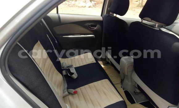 Acheter Occasion Voiture Toyota Belta Gris à Lusaka, Zambie Acheter Occasion Voiture Toyota Belta Gris à Lusaka, Zambie