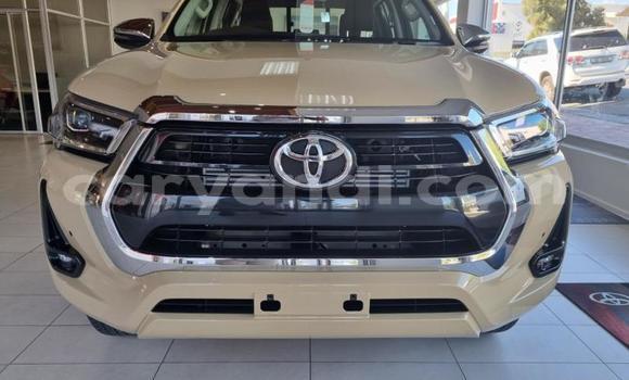 Tenga Tsaru Toyota Hilux Zvimwe Mota in Lusaka in Zambia Tenga Tsaru Toyota Hilux Zvimwe Mota in Lusaka in Zambia