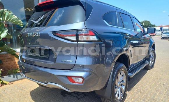 Buy Used Isuzu MU-X Black Car in Zambezi in North-Western Buy Used Isuzu MU-X Black Car in Zambezi in North-Western