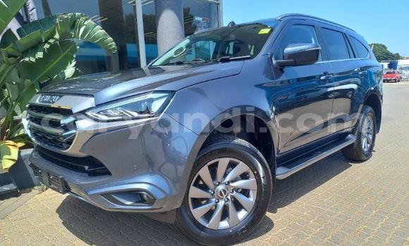 Buy Used Isuzu MU-X Black Car in Zambezi in North-Western Buy Used Isuzu MU-X Black Car in Zambezi in North-Western