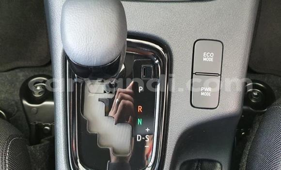 Acheter Occasion Voiture Toyota Hilux Blanc à Kitwe, Zambie Acheter Occasion Voiture Toyota Hilux Blanc à Kitwe, Zambie