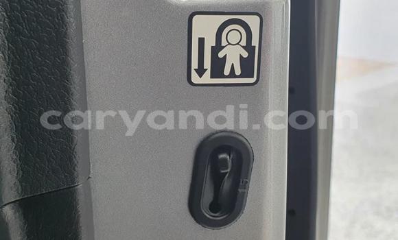 Acheter Occasion Voiture Toyota Hilux Blanc à Kitwe, Zambie Acheter Occasion Voiture Toyota Hilux Blanc à Kitwe, Zambie