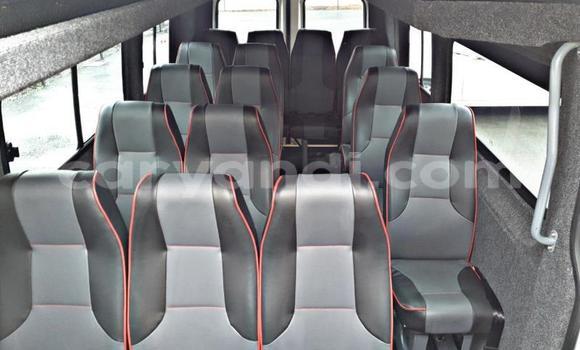 Tenga Tsaru Volkswagen Caravelle Chena Mota in Lusaka in Zambia Tenga Tsaru Volkswagen Caravelle Chena Mota in Lusaka in Zambia