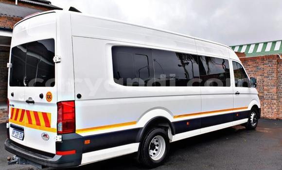 Tenga Tsaru Volkswagen Caravelle Chena Mota in Lusaka in Zambia Tenga Tsaru Volkswagen Caravelle Chena Mota in Lusaka in Zambia