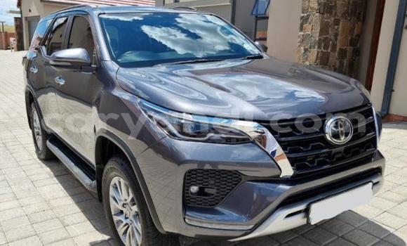 Buy Used Toyota Fortuner Silver Car in Livingstone in Zambia