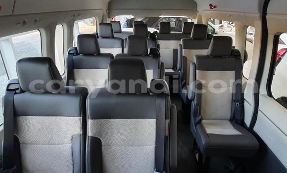 Acheter Occasion Voiture Toyota Hiace Blanc à Lusaka, Zambie Acheter Occasion Voiture Toyota Hiace Blanc à Lusaka, Zambie