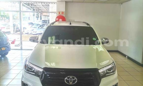 Tenga Tsaru Toyota Hilux Chena Mota in Ndola in Zambia Tenga Tsaru Toyota Hilux Chena Mota in Ndola in Zambia