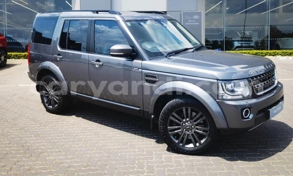 Buy Used Land Rover Discovery Silver Car in Lusaka in Zambia