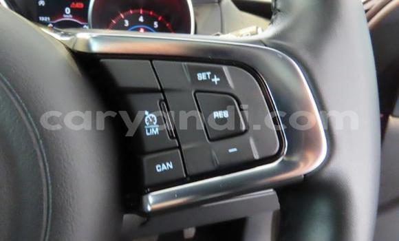 Acheter Occasion Voiture Jaguar F-Pace Rouge à Lusaka, Zambie Acheter Occasion Voiture Jaguar F-Pace Rouge à Lusaka, Zambie