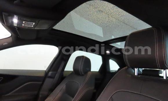 Acheter Occasion Voiture Jaguar F-Pace Rouge à Lusaka, Zambie Acheter Occasion Voiture Jaguar F-Pace Rouge à Lusaka, Zambie