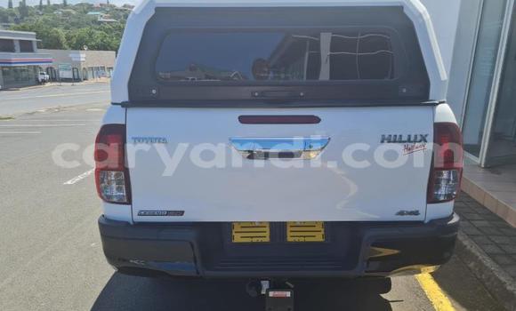 Buy Used Toyota Hilux White Car in Ndola in Zambia Buy Used Toyota Hilux White Car in Ndola in Zambia